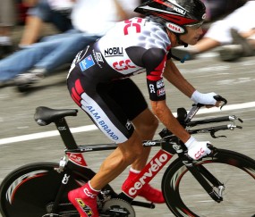 开云体育-巅峰对决与90分钟激战，大坂直美、德布劳内与关键助攻的胜负悬念，大坂直美与德布劳内，90分钟激战的巅峰对决与胜负悬念